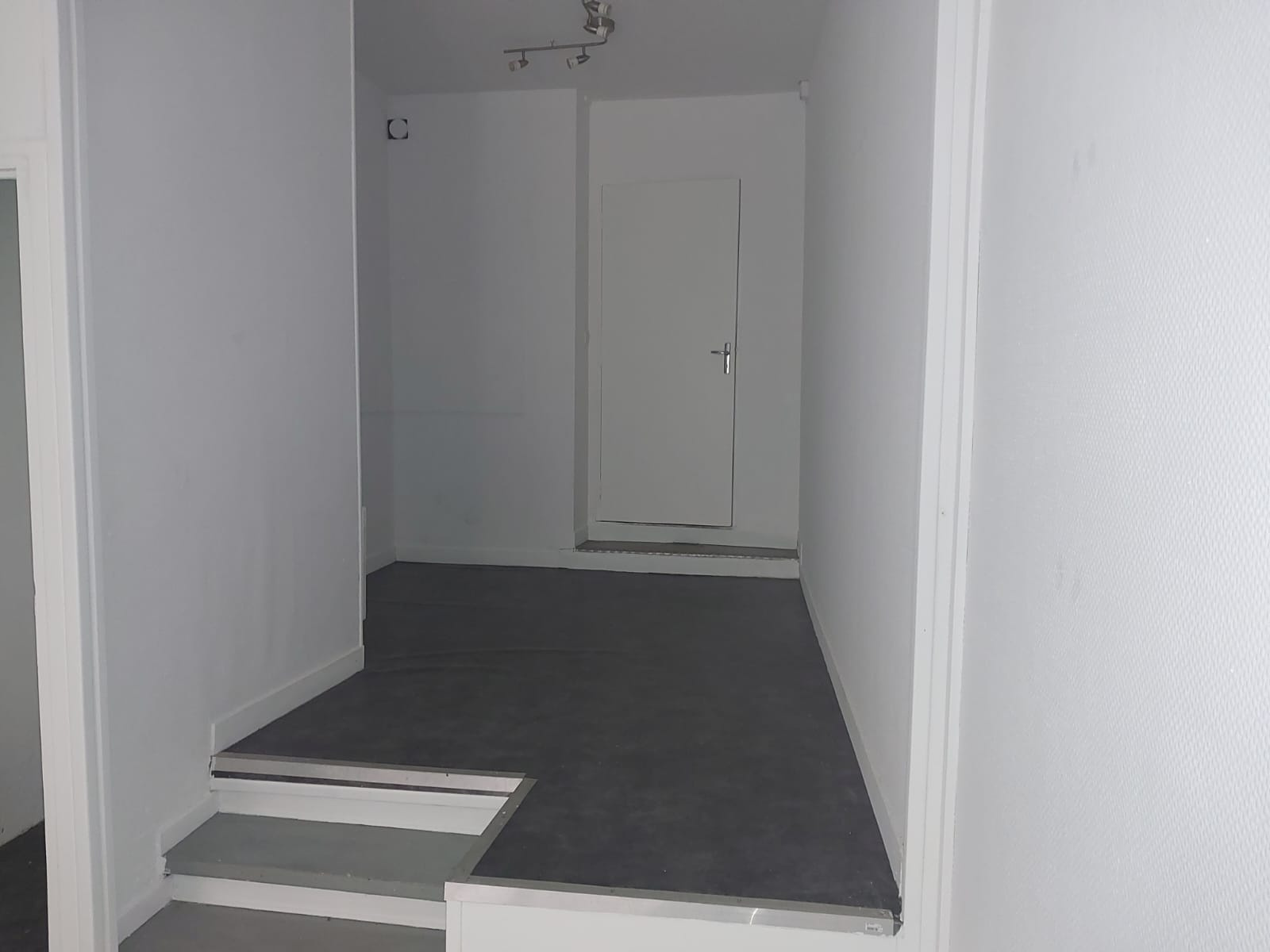 Local commercial à louer à Rabastens, 28 m², 2 pièces – photo 3 sur 8